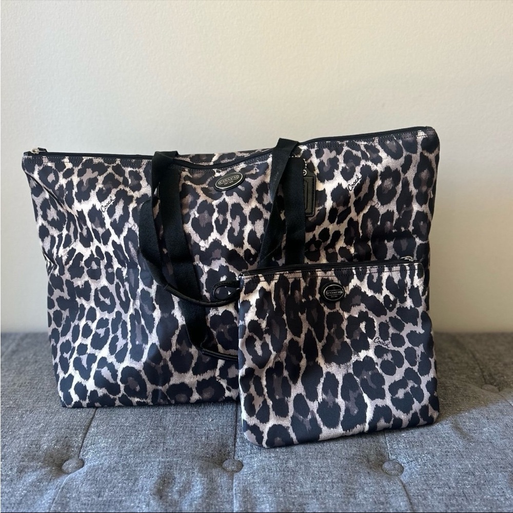 Coach tote bag with cosmetic bag